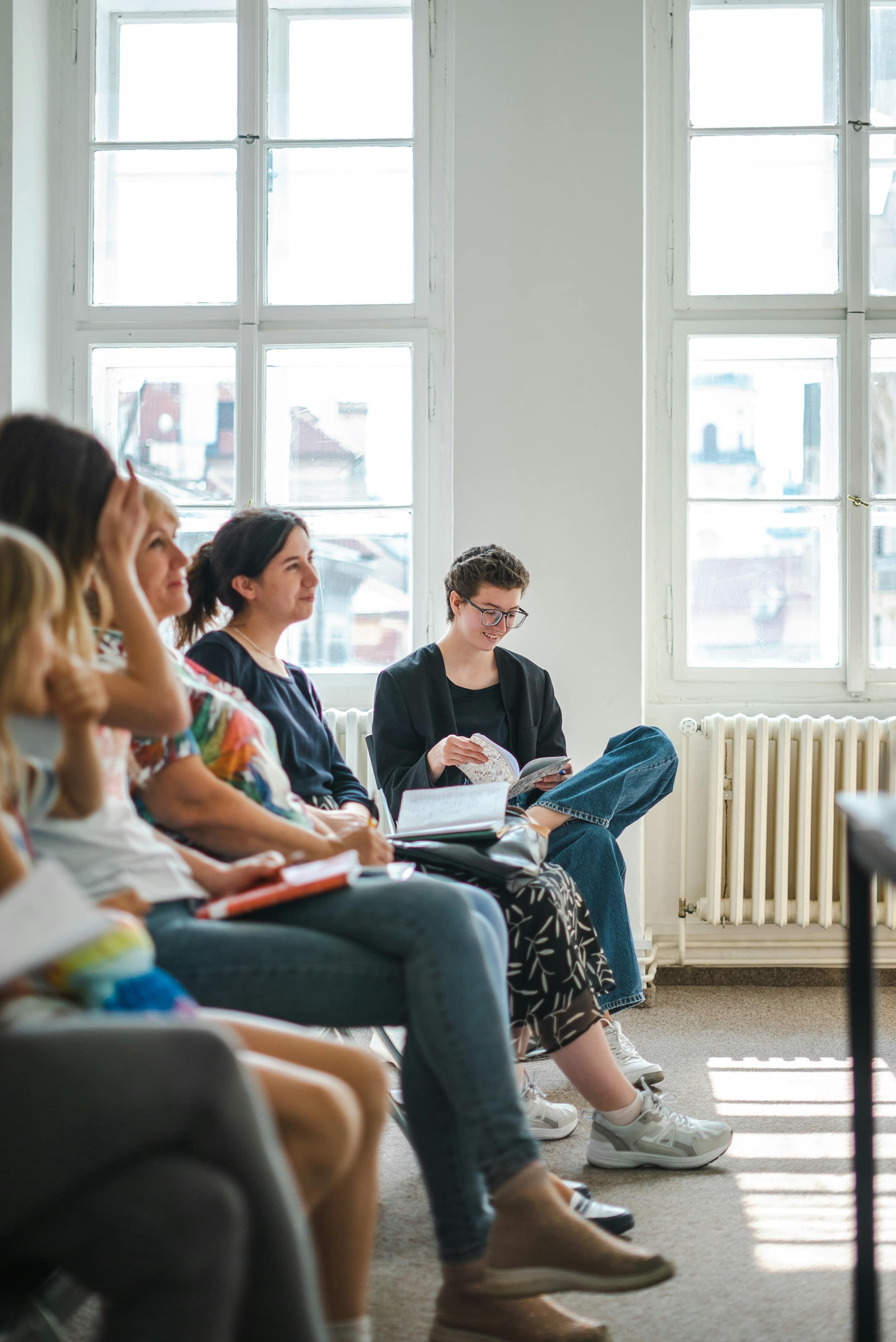 A warm therapy setting for culturally responsive, Chinese-speaking care